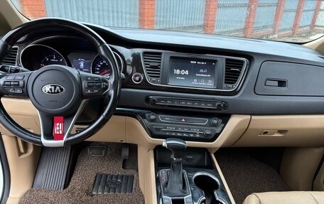 KIA Carnival III, 2018 год, 2 800 000 рублей, 13 фотография