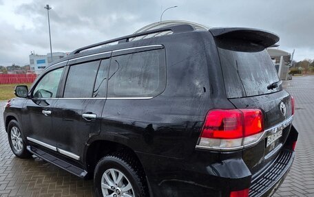 Toyota Land Cruiser 200, 2015 год, 5 400 000 рублей, 8 фотография