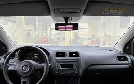 Volkswagen Polo VI (EU Market), 2015 год, 899 000 рублей, 17 фотография