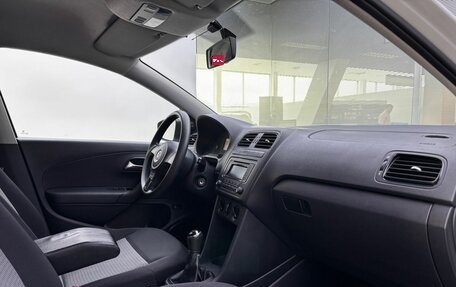 Volkswagen Polo VI (EU Market), 2015 год, 899 000 рублей, 13 фотография