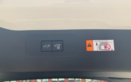 Lexus TX, 2025 год, 12 790 000 рублей, 30 фотография