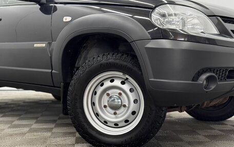 Chevrolet Niva I рестайлинг, 2017 год, 667 000 рублей, 9 фотография