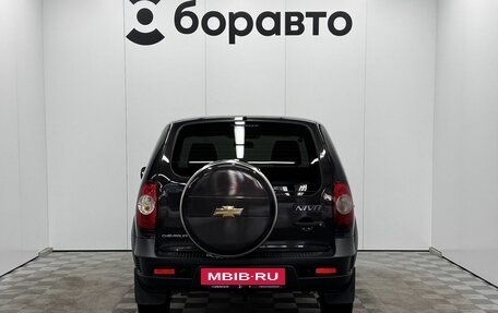 Chevrolet Niva I рестайлинг, 2017 год, 667 000 рублей, 6 фотография