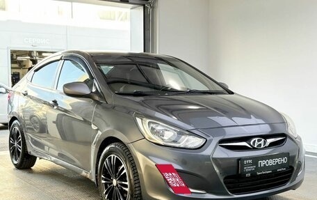 Hyundai Solaris II рестайлинг, 2013 год, 729 000 рублей, 3 фотография