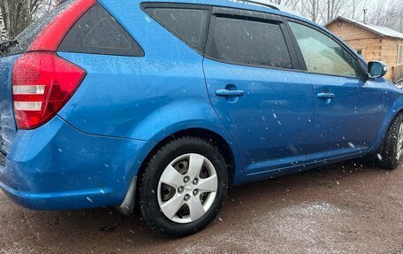 KIA cee'd I рестайлинг, 2011 год, 700 000 рублей, 4 фотография