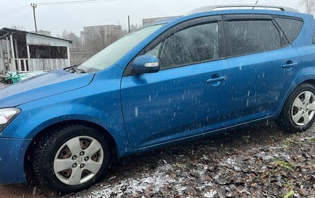 KIA cee'd I рестайлинг, 2011 год, 700 000 рублей, 3 фотография