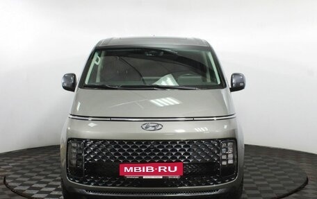 Hyundai Staria, 2022 год, 5 250 000 рублей, 3 фотография