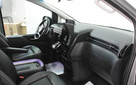 Hyundai Staria, 2022 год, 5 250 000 рублей, 10 фотография