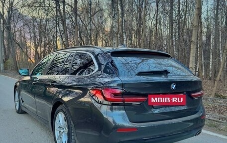 BMW 5 серия, 2021 год, 3 490 000 рублей, 10 фотография