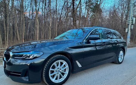 BMW 5 серия, 2021 год, 3 490 000 рублей, 12 фотография