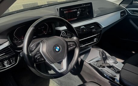 BMW 5 серия, 2021 год, 3 490 000 рублей, 20 фотография