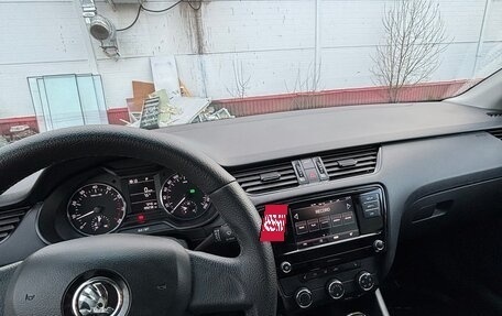 Skoda Octavia, 2017 год, 1 500 000 рублей, 19 фотография