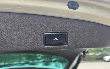 Volkswagen Touareg III, 2012 год, 1 750 000 рублей, 10 фотография