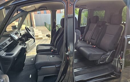 Honda Stepwgn IV, 2015 год, 1 900 000 рублей, 3 фотография