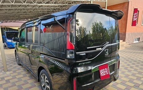 Honda Stepwgn IV, 2015 год, 1 900 000 рублей, 12 фотография