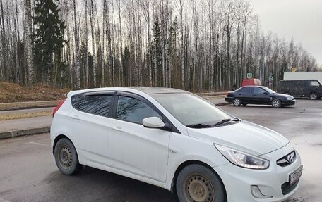 Hyundai Solaris II рестайлинг, 2014 год, 850 000 рублей, 2 фотография