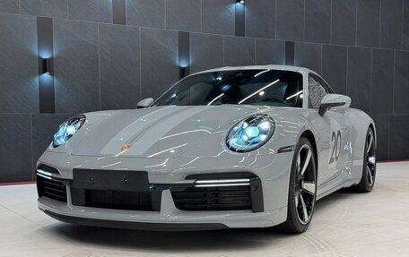 Porsche 911, 2023 год, 44 000 000 рублей, 2 фотография