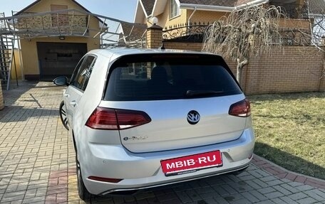 Volkswagen Golf VII, 2019 год, 2 370 000 рублей, 1 фотография