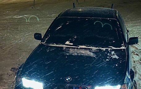 BMW 3 серия, 2001 год, 500 000 рублей, 2 фотография