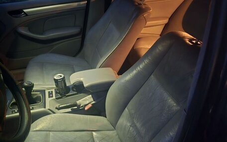 BMW 3 серия, 2001 год, 500 000 рублей, 13 фотография