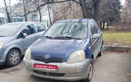 Toyota Yaris I рестайлинг, 2002 год, 250 000 рублей, 3 фотография