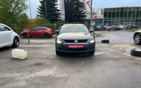 Volkswagen Jetta VI, 2012 год, 1 000 000 рублей, 1 фотография