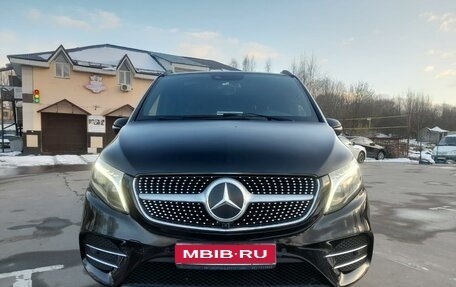 Mercedes-Benz V-Класс, 2022 год, 14 500 000 рублей, 1 фотография