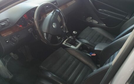 Volkswagen Passat B6, 2007 год, 650 000 рублей, 9 фотография