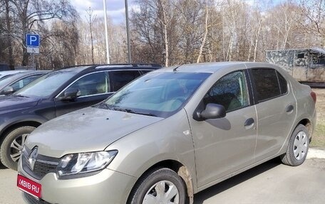 Renault Logan II, 2015 год, 998 000 рублей, 1 фотография