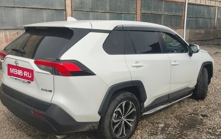 Toyota RAV4, 2021 год, 3 099 000 рублей, 4 фотография