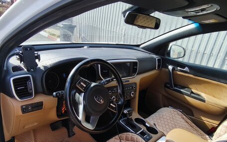 KIA Sportage IV рестайлинг, 2020 год, 2 400 000 рублей, 5 фотография