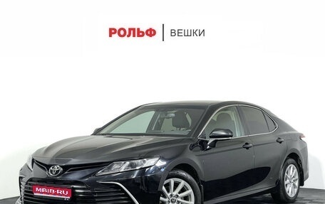 Toyota Camry, 2021 год, 3 070 000 рублей, 1 фотография