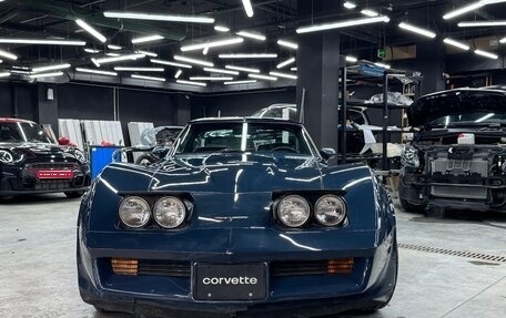 Chevrolet Corvette C3, 1982 год, 7 300 000 рублей, 1 фотография