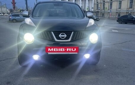 Nissan Juke II, 2011 год, 900 000 рублей, 3 фотография