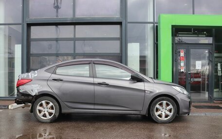 Hyundai Solaris II рестайлинг, 2013 год, 450 000 рублей, 6 фотография