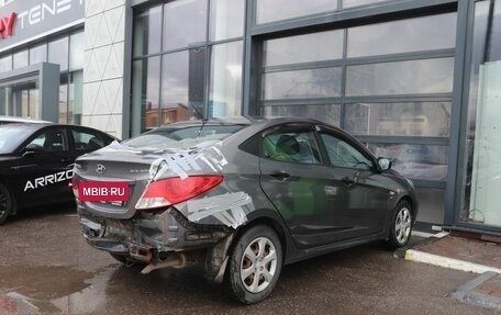 Hyundai Solaris II рестайлинг, 2013 год, 450 000 рублей, 5 фотография