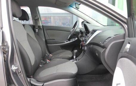 Hyundai Solaris II рестайлинг, 2013 год, 450 000 рублей, 12 фотография