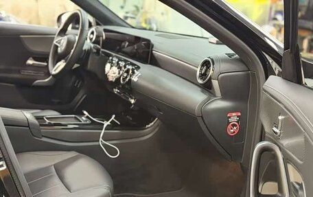 Mercedes-Benz A-Класс, 2024 год, 2 990 000 рублей, 6 фотография