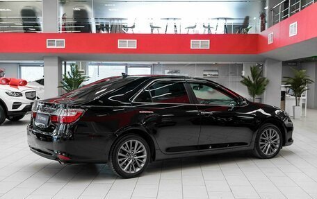 Toyota Camry, 2017 год, 2 150 000 рублей, 2 фотография