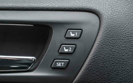 Toyota Camry, 2017 год, 2 150 000 рублей, 13 фотография