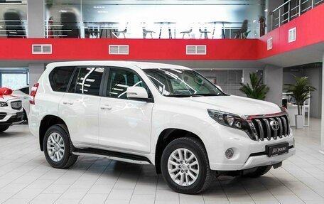 Toyota Land Cruiser Prado 150 рестайлинг 2, 2013 год, 2 950 000 рублей, 3 фотография