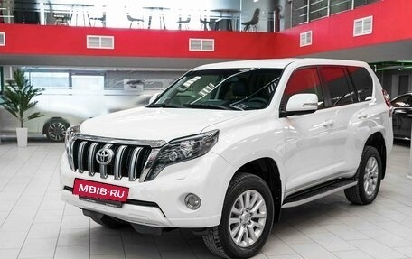 Toyota Land Cruiser Prado 150 рестайлинг 2, 2013 год, 2 950 000 рублей, 5 фотография