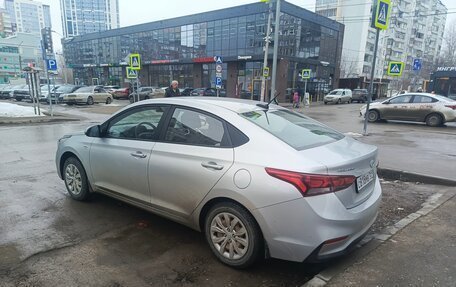 Hyundai Solaris II рестайлинг, 2017 год, 6 фотография