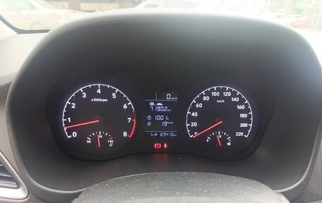 Hyundai Solaris II рестайлинг, 2017 год, 7 фотография