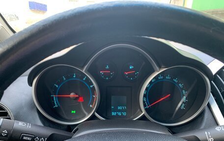 Chevrolet Cruze II, 2013 год, 550 000 рублей, 8 фотография