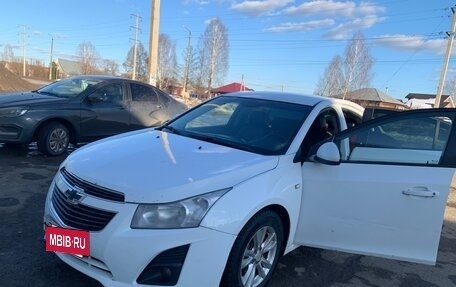Chevrolet Cruze II, 2013 год, 550 000 рублей, 2 фотография