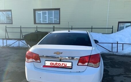 Chevrolet Cruze II, 2013 год, 550 000 рублей, 3 фотография