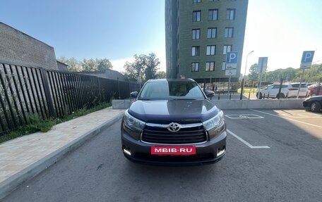 Toyota Highlander III, 2014 год, 3 200 000 рублей, 2 фотография