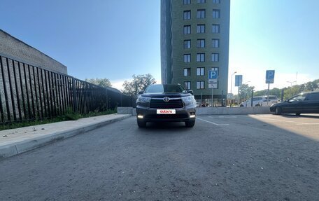 Toyota Highlander III, 2014 год, 3 200 000 рублей, 6 фотография