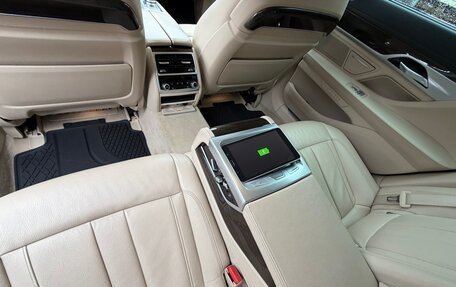 BMW 7 серия, 2018 год, 4 300 000 рублей, 10 фотография